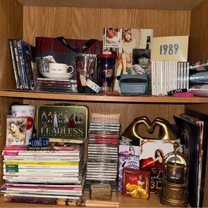 Debut / Fearless / Speak Now / Red / 1989